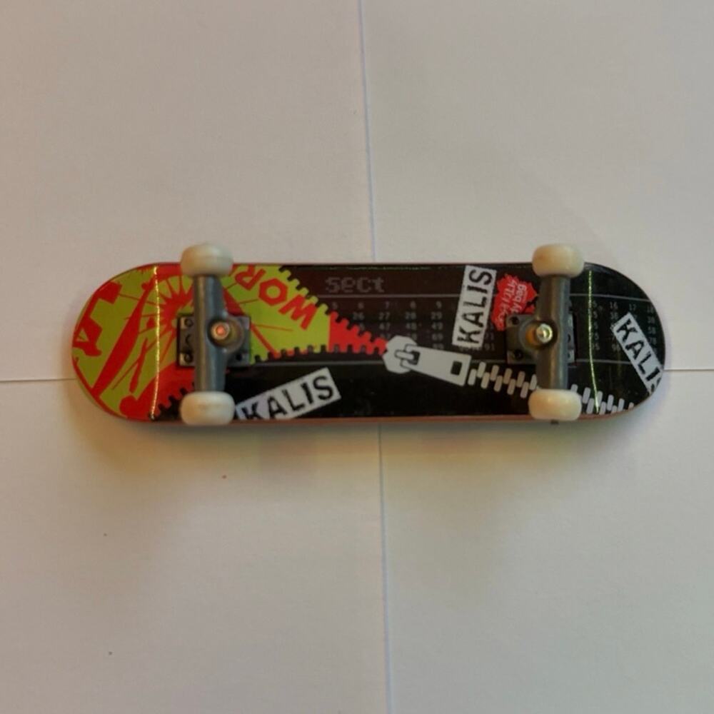 VTG Alien Workshop Kalis Green Black Zipper 96 MM Tech Deck